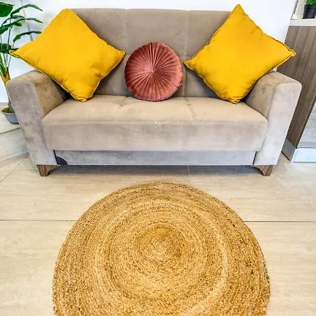 Charming 1br With Amazing Sea Views Just Steps Away By 360 Estates *