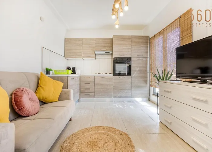 Charming 1br With Amazing Sea Views Just Steps Away By 360 Estates